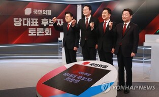 金 "공천, 새 실험 시행착오 안돼"…安 "내리꽂기 공천 없애겠다"