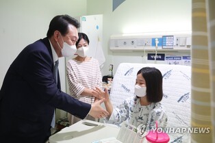 Yoon vows to address shortage of children's hospitals, pediatricians