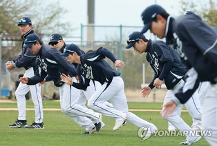 日매체 "한국 야구팀에 '철벽' 키스톤 콤비…일본 킬러도 건재"