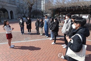 S. Korea's new COVID-19 cases above 10,000 for 4th day