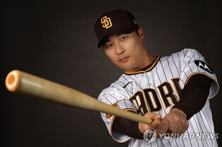 [WBC 캠프] 대표팀 합류 앞둔 김하성, 시범경기서 2루수 출전해 무안타