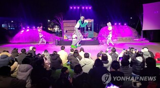 춘천 연극·인형·마임축제 동시 관람 '봄식당' 성황 폐막