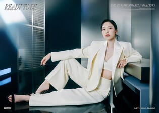 TWICE unveils more teaser photos for 12th mini album 'READY TO BE'