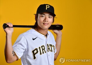 MLB 피츠버그 배지환, 올해 시범경기 4게임 만에 첫 안타