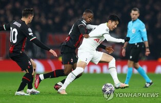 '손흥민 풀타임' 토트넘, UCL 16강 탈락… AC밀란과 0-0 무승부