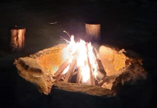 낙동강에서 '불멍'…양산 황산공원에 캠프파이어 존 운영