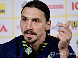 41세 이브라히모비치, 1년 만에 스웨덴 축구 국가대표팀 복귀