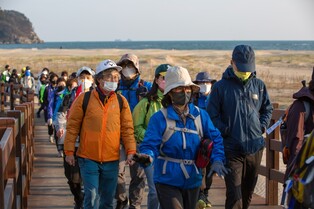 '달빛 아래 갈맷길 걷기'…오륙도 투나잇 축제 다음달 개최