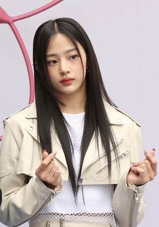 S. Korean girl group NewJeans