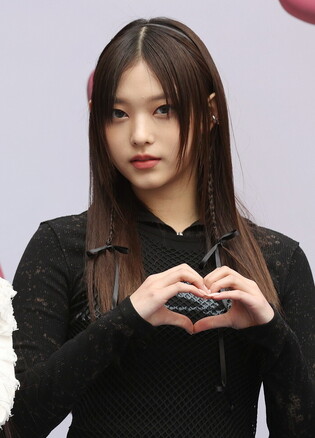 S. Korean girl group NewJeans