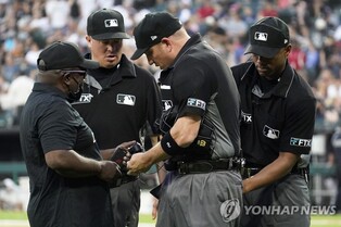 MLB 심판들, 올해부터 줌으로 비디오 판독 과정 시청
