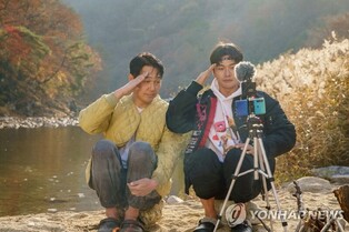 Park Sung-kwang’s screen debut film ‘Woong Nam’ touches down in second place at S. Korean box office