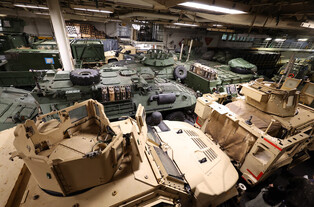 [Moment to Focus] USS Makin Island in S. Korea