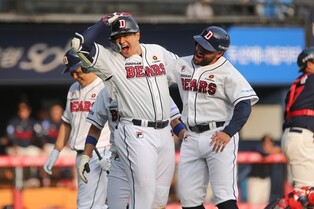 (LEAD) Bears walk off on Giants on KBO Opening Day