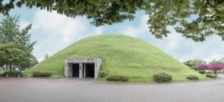 Reminiscing the Excavation of  the Cheonmachong Tomb