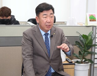 이범석 청주시장, 공예비엔날레 홍보 등 위해 유럽 방문