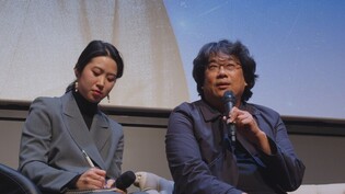 S.Korean director Bong Joon-ho grasps film lovers in Florence