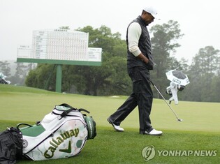 우즈, 컷 통과는 했는데…결국 마스터스 사흘째 경기 후 기권(종합)