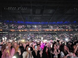 [Moment to Focus] K-pop concert in Paris