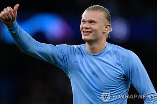 45호골 폭발한 홀란, EPL 선수 공식전 최다 골 기록 갈아치워