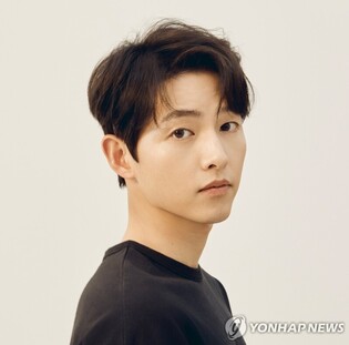 Song Joong-ki is honored to have ‘Hwaran’ invited to Cannes Int’l Film Festival