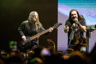 6년 만에 내한한 '록의 전설' 드림시어터…"음악을 찬양하자"