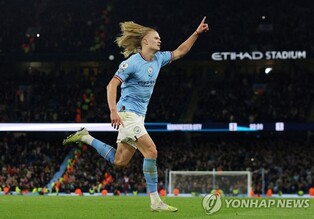 '더브라위너·홀란 맹폭' 맨시티, 아스널 격파 '역전우승 92.1%'