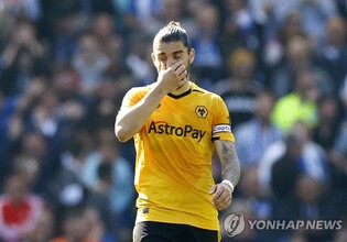 '황희찬 47분' 울버햄프턴, 기록적 대패…브라이턴에 0-6으로 져