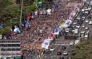 [Moment to Focus] Labor Day rallies
