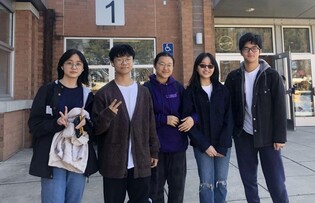 "한-미 학생 일대일 영상통화로 언어 배울 기회 제공해요"