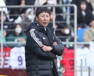 Coach for struggling K League club resigns