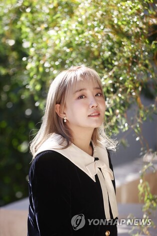 윤하, 신보 '마인드셋' 10일 발매…'바람' 우리말 버전 수록