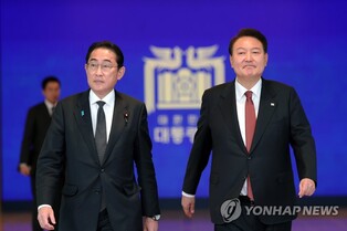 尹 "부담 갖지 말라" 기시다 "맡겨달라"…'과거사 유감' 뒷얘기(종합2보)