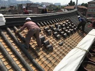 서울시, 한옥관리 돕는다…기와지붕 수선·흰개미 방제