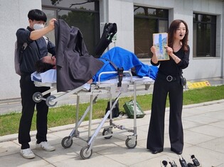 바뀌지 않는 보행신호…영화제 찾은 청년의 꿈 '산산조각'(종합)