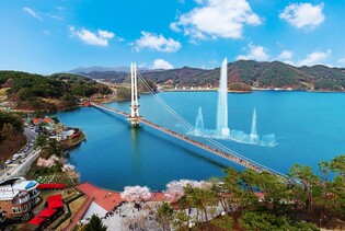 '출렁다리·수덕사·세심천온천…' 충남 예산 관광객 42%↑