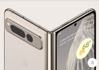 (News Focus) Samsung faces serious competitor in fast growing foldable phone market