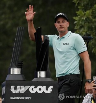 LIV 골프 합류 스텐손도 DP 월드투어 탈퇴