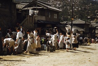 [정전 70년, 피란수도 부산] ⑦ 급수 날은 수백미터 양동이 줄