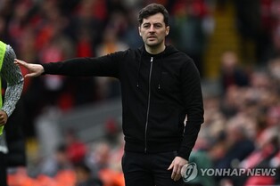 메이슨 대행, 인종차별당한 손흥민 지지…"선 넘으면 처벌을"