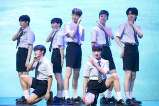 Performance photos of 'The Wind' during debut media showcase