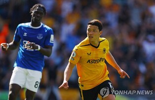 '황소' 황희찬, 시즌 4호골 폭발…6경기 만에 골 맛