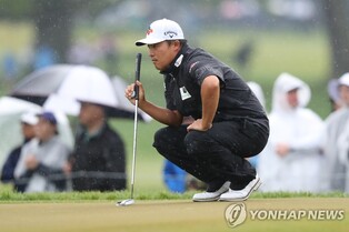 Lone S. Korean left at PGA Championship struggles in 3rd round
