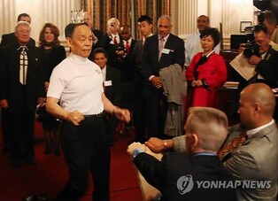 '태권도 대부' 이준구 기념사업회 출범…스미스소니언재단 참여