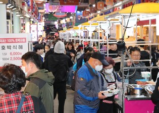 3년 만에 재개장한 울산 수암한우야시장…"야간 명소로 인기"