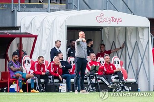 英매체 "토트넘, 새 수장에 슬롯 낙점…페예노르트와 협상 앞둬"