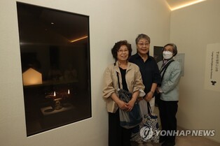 토기 조각 퍼즐 맞추는 '드림팀'…"그만하라 할 때까지 해야죠"