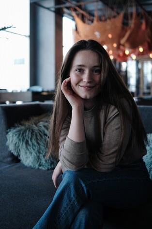 시그리드 "슬픈 얘기도 춤추며 할 수 있는 게 내 음악의 매력"