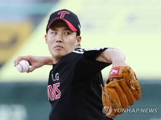 Manager for KBO's best team picks unlikely ace as MVP for May