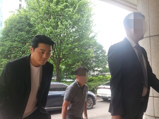 이루 '술마시고 운전자 바꿔치기' 징역 1년 구형